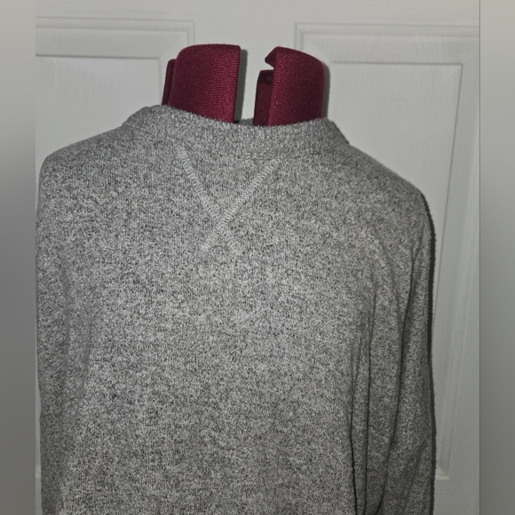 Aerie Crew Neck Cozy Gray Soft Knit Lightweight XS Sweater - Picture 2 of 9